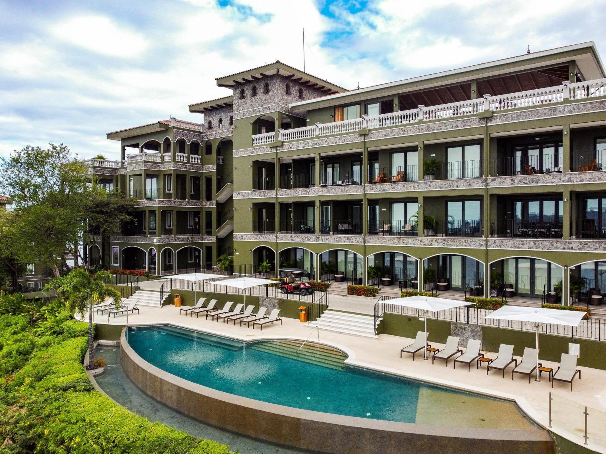 360 Splendor Del Pacifico Residences بلايا فلامنغو المظهر الخارجي الصورة